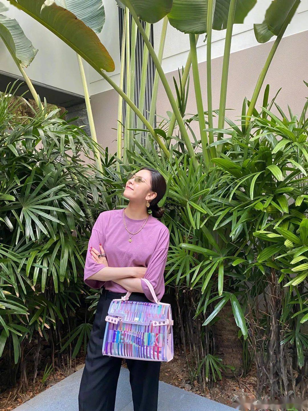 项链|也许你和万茜 泫雅 Jennie衣品的距离，只差这几件配饰的运用！