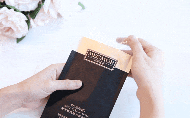 网友|“韩国童颜美女”私照曝光！50岁撩到国民男神，网友酸哭：这女人段位太高！