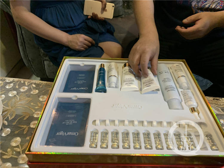 “3·15”晚会后重庆连夜调查可诺丹婷美容院 拉