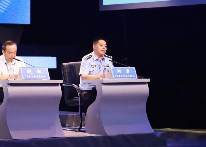 在2019年6月25日的电视问政中,市公安局交警支队支队长刘勇承诺"我们