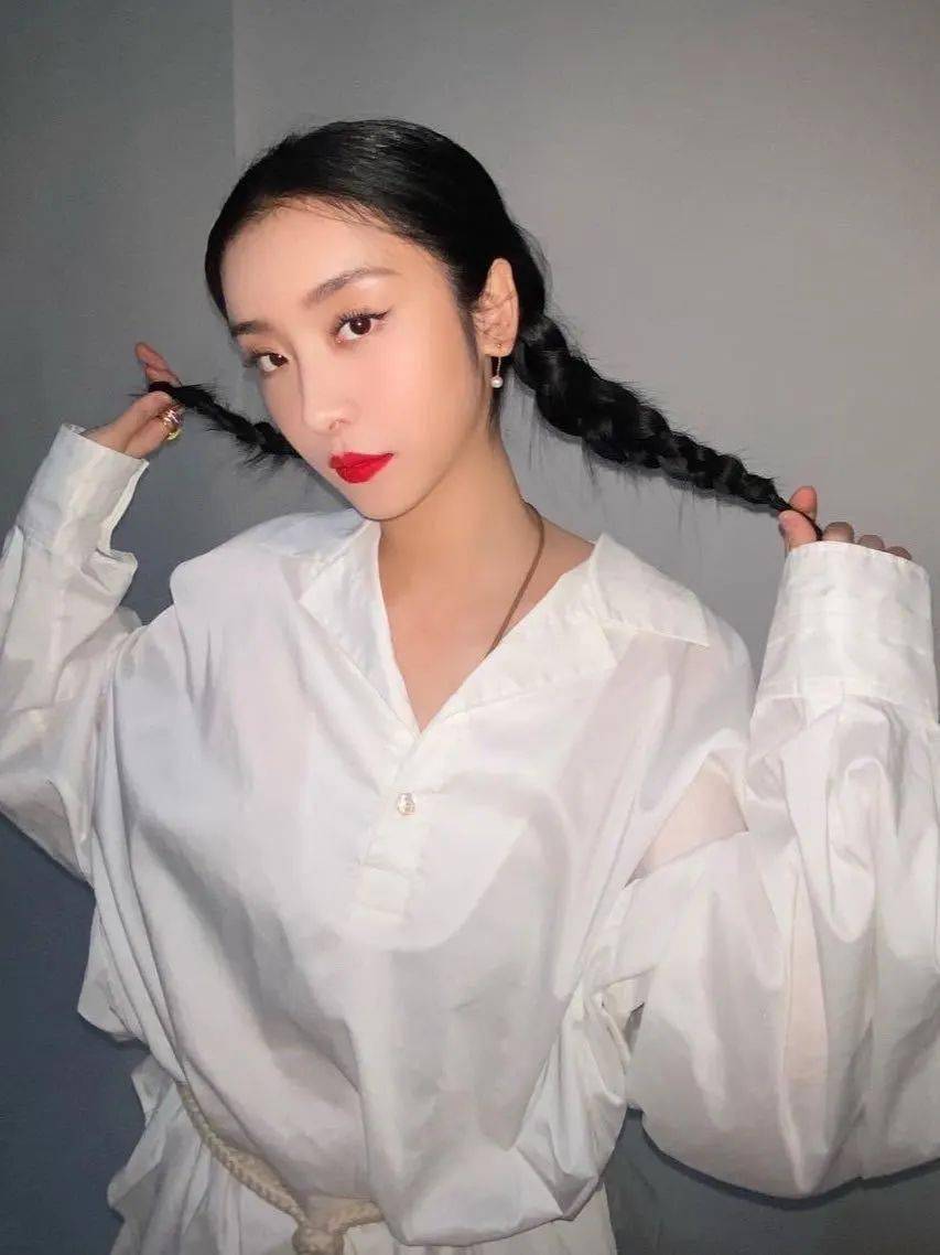 slay|lisa、jennie、虞书欣“拍了拍”你，就问这些slay的发色发饰你们可吗？