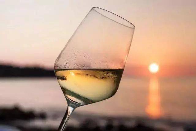 品质|99%的人都曾遇到的葡萄酒误区！