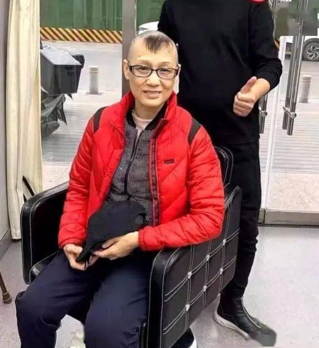 陈道明|被陈道明称赞的女人,再也看不到她的美丽…