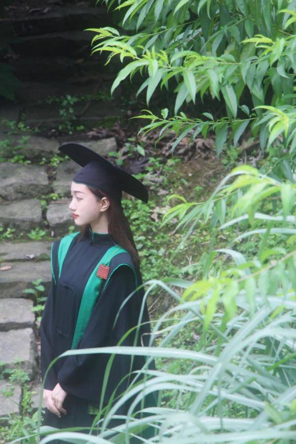 毕业|庚子年·毕业季，最美的青春在这里！快来下载你们的毕业合影