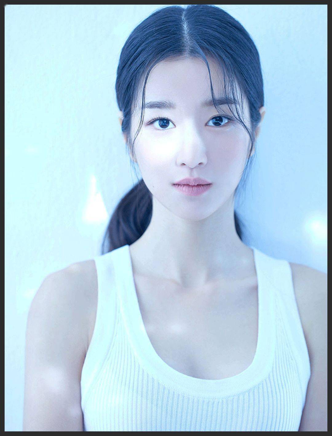 金秀贤|让绿茶闻风丧胆的美艳魔女，凭啥这么嚣张？