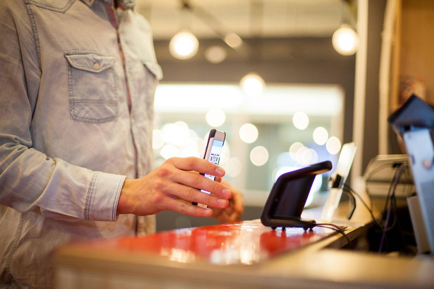 多地加油站为何叫停“扫码支付”?