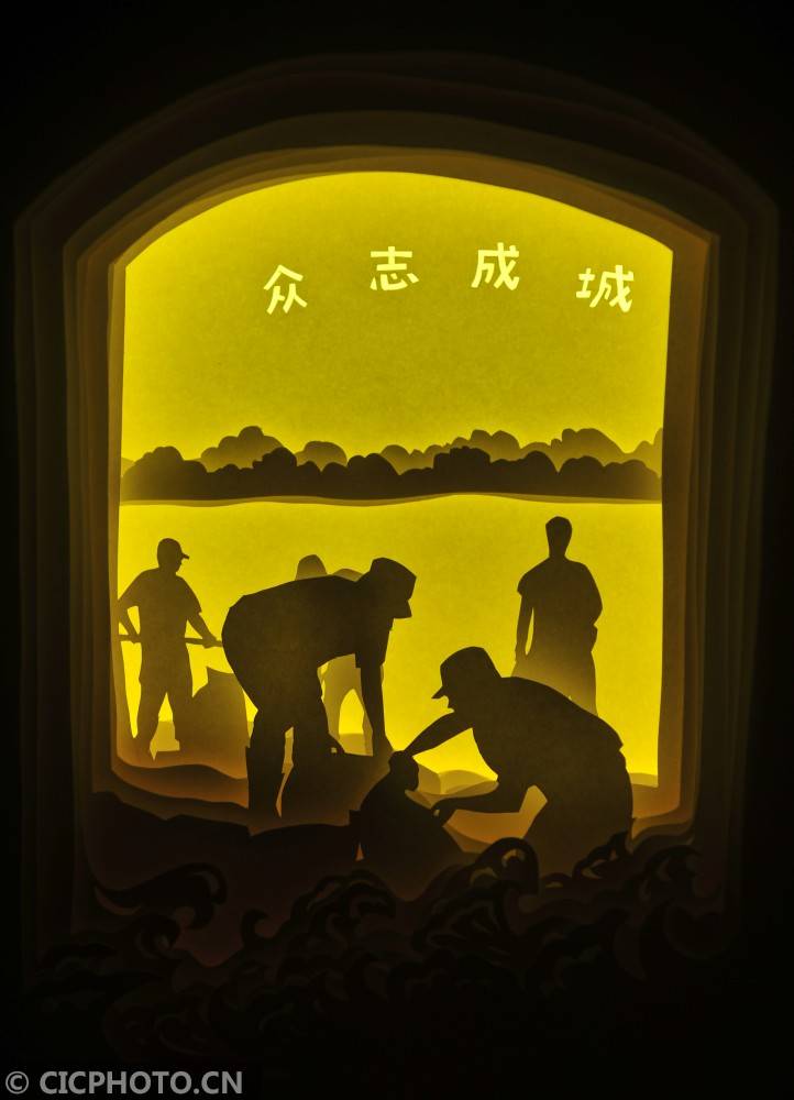 抗洪|江苏睢宁：纸艺作品致敬抗洪英雄