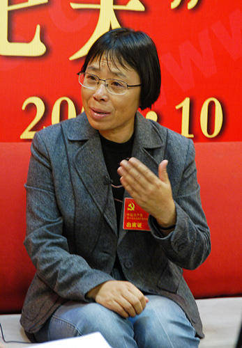 张桂梅|突然成网红的女高校长张桂梅：我对孩子“狠”，只为她们突破成长的坚冰