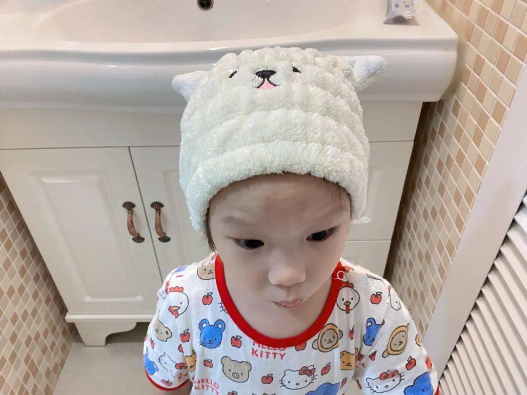 成人款|一顶“会喝水”的干发帽,头发不吹也能干!限时39元买一赠一,快抢!