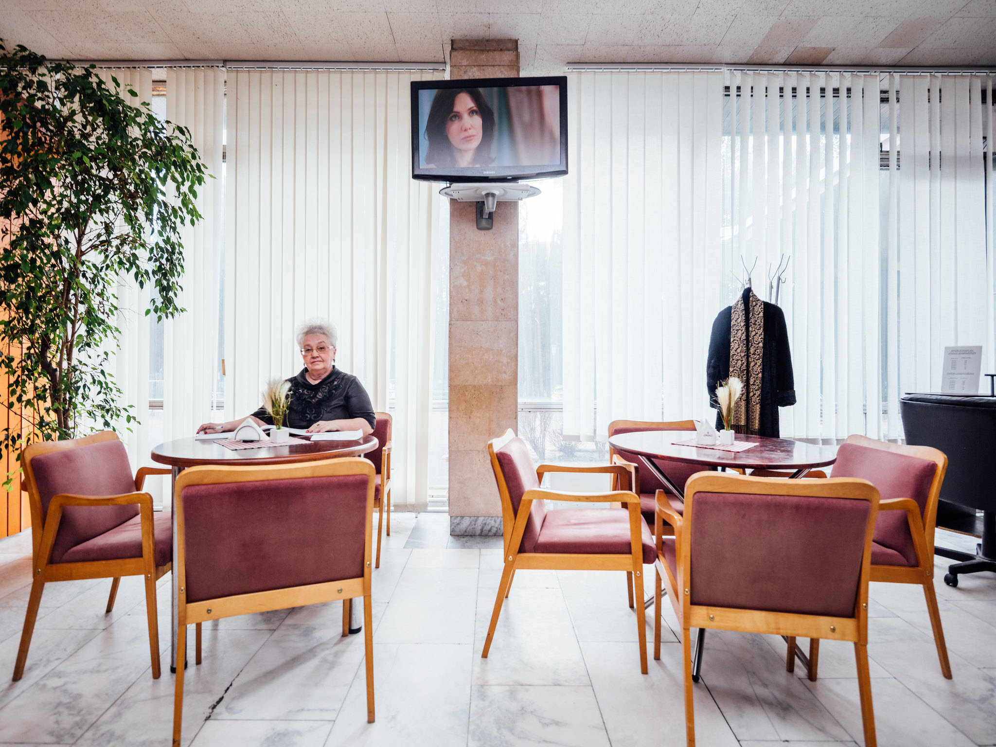 前苏联|摄影师｜章晟：半世纪前的前苏联疗养院，在历史与当下间游走