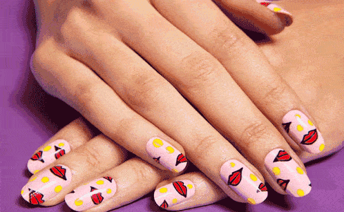 指尖|潮流美甲，藏在指尖的优雅艺术