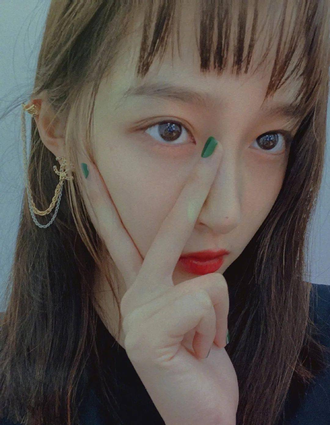 香水|不知道选什么香水？跟着欧阳娜娜、赵露思、关晓彤……购买就行了