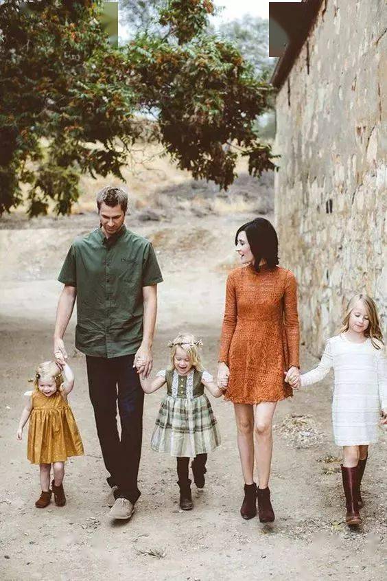 爱买|总是买买买衣服的女人,都有一颗有趣的灵魂!