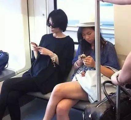 call|新品┃拍了拍你，乘风破浪的姐姐们在线打call，速来get同款直角肩、美人背！