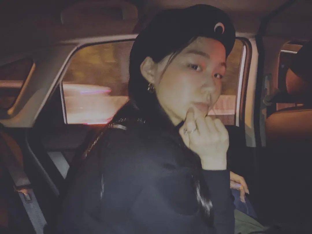 女孩|金靖是如何一步步走入大众视野的？爱笑的女孩运气不会太差