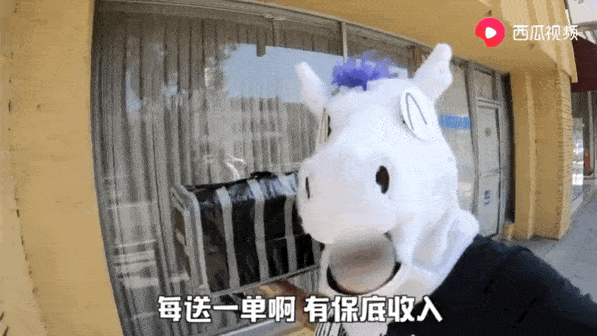 西瓜|打脸中餐黑，西瓜视频博主把臭豆腐卖到好莱坞，美国人都“真香”了！