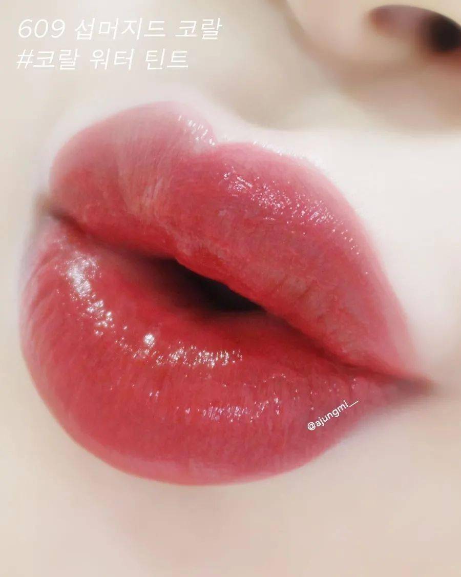 欧尼|摸了金秀贤腹肌的她，连化妆台都被曝光了！