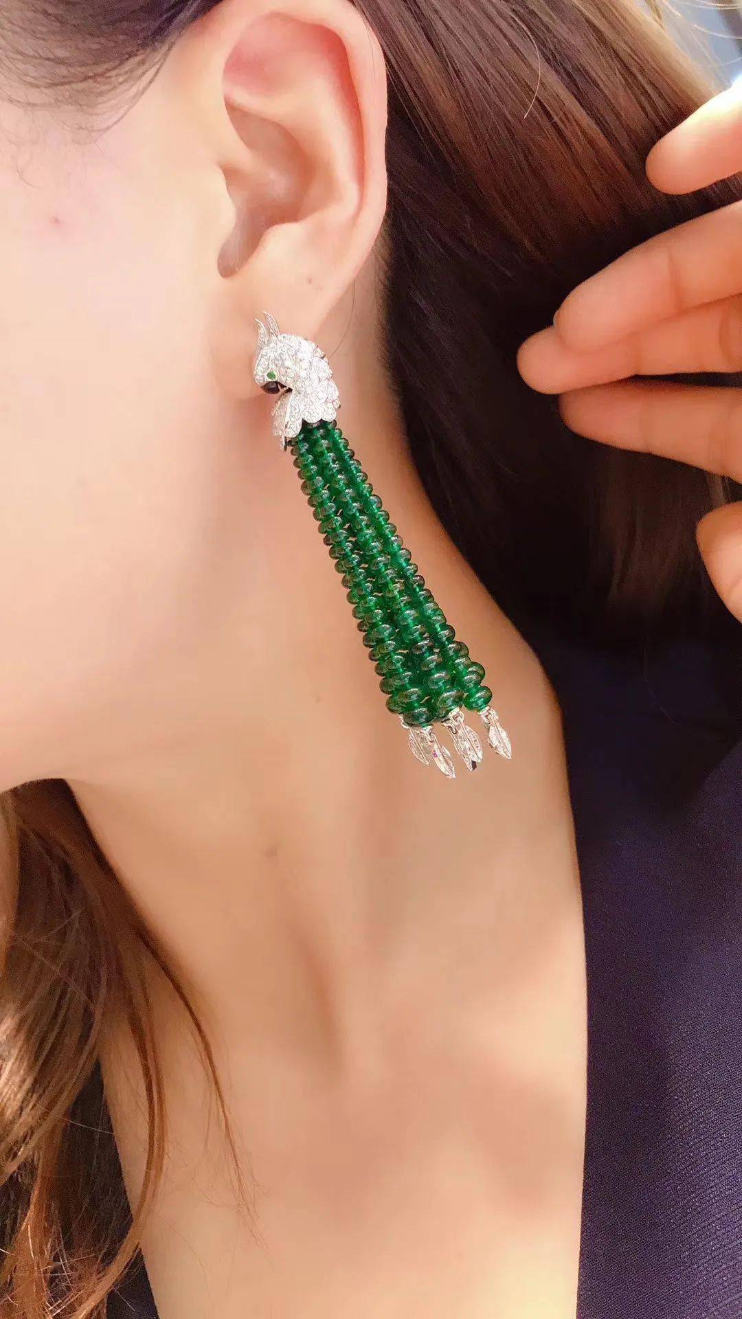 突破|黄金涨至1870美元上方 可能突破2000美元大关