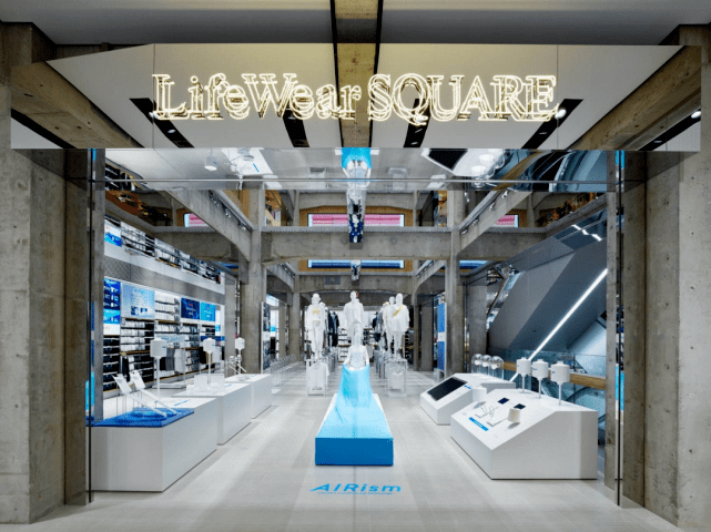 门店|优衣库，2020年上半年，赢了！！！