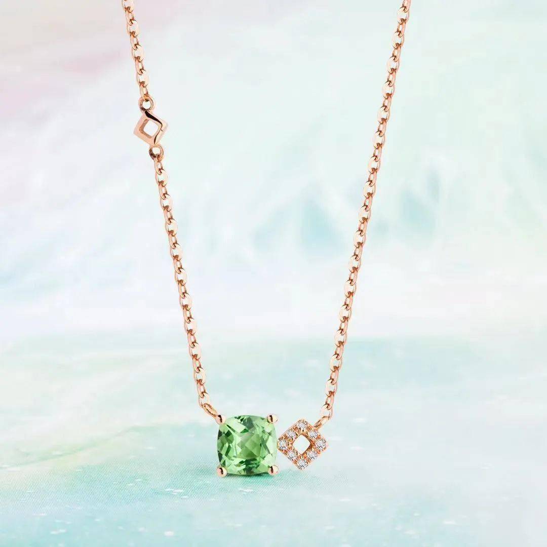 防腐剂|51岁许晴是不是吃了防腐剂？丰乳肥臀蚂蚁腰！都是拿钱堆出来的？