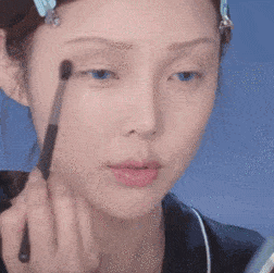 关晓彤|谁还不是个小公主呐？钟楚曦、关晓彤COS的公主妆，我们也能行~