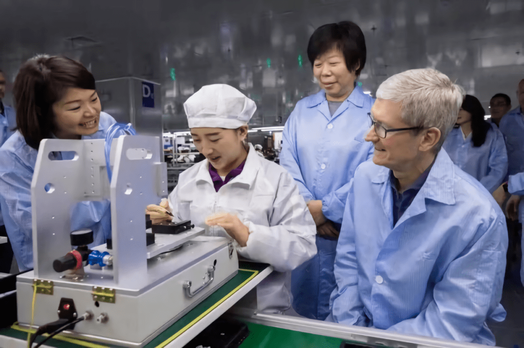 这家站着挣钱的公司，想和iPhone交个朋友