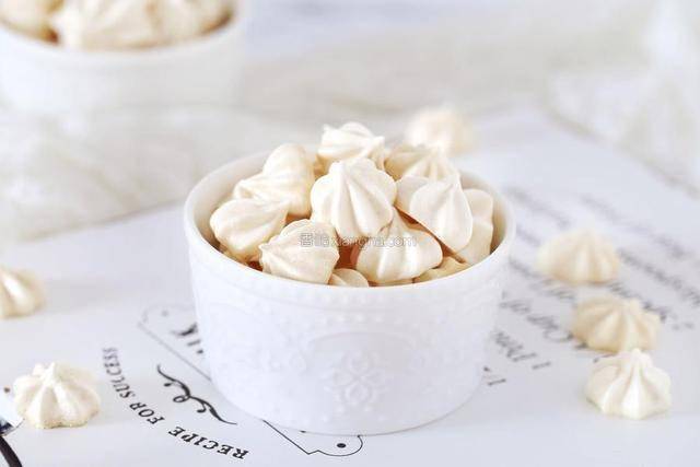 蛋白|家里有蛋就能做，烘焙小白必备入口即化的蛋白糖