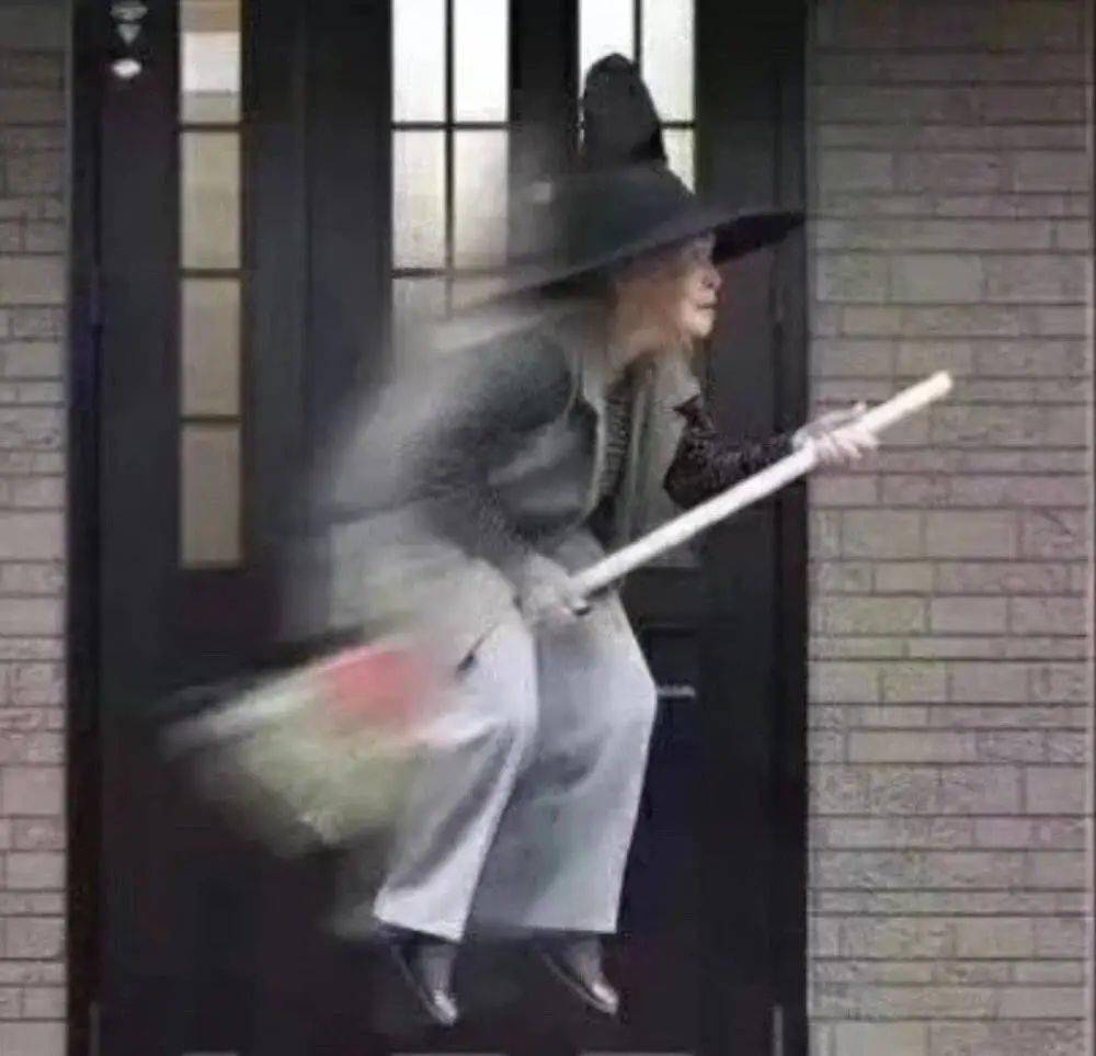 *图片来源网络,侵删 微信小程序搜 【闪萌表情】             /头像