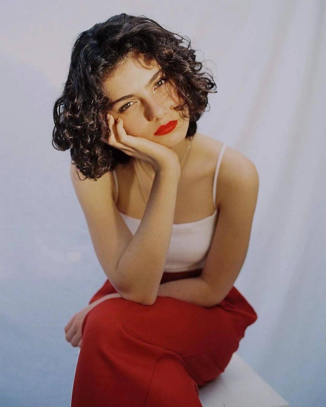 Louise|浓 颜 系 美 人，绝！