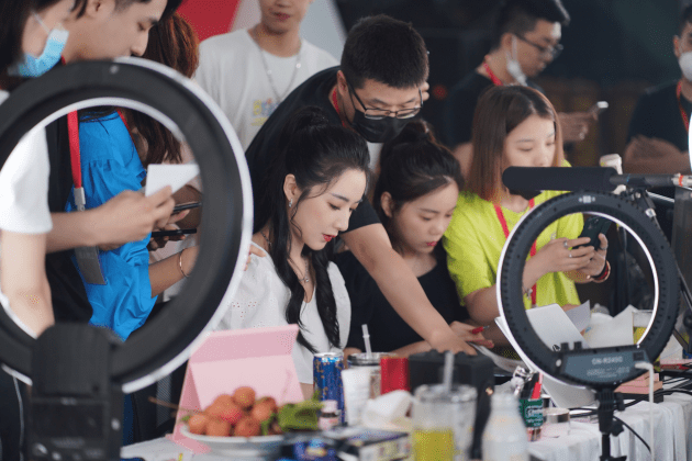 在线|《新职业在线学习平台发展报告》发布
