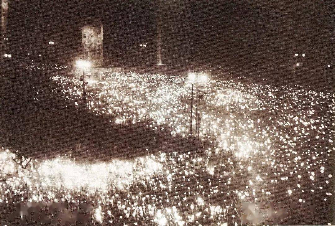 私生女|从“私生女”到第一夫人，她的人生有多传奇？