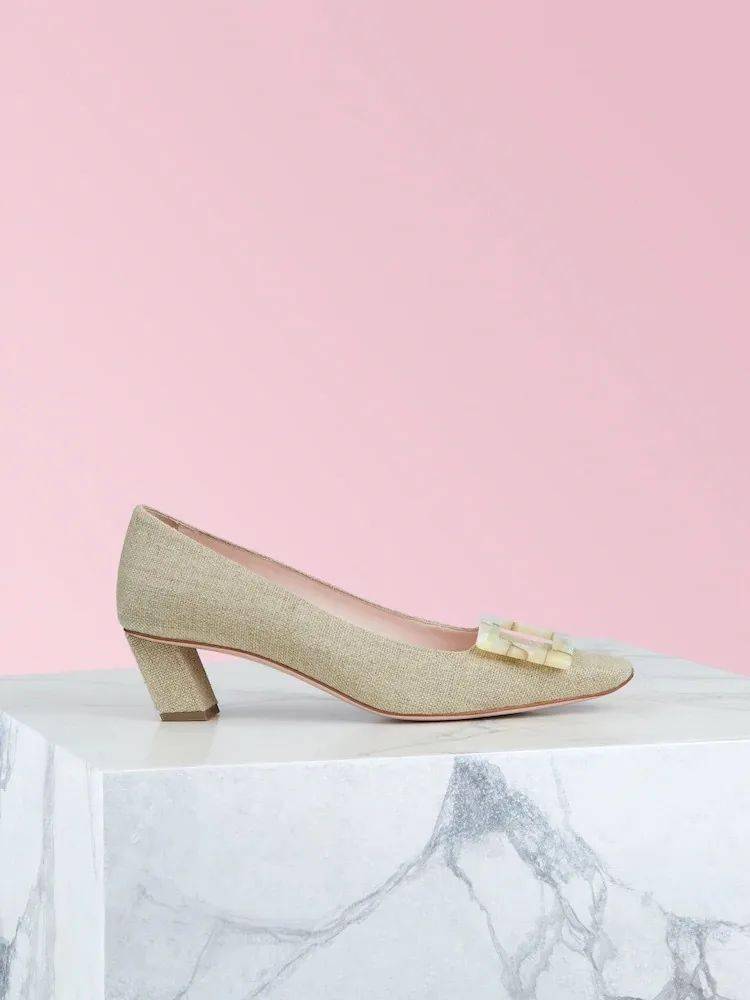 Roger|骨灰级经典Roger Vivier方扣鞋，又出了绝美新款！