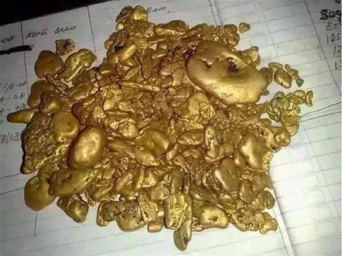 南芳|她为王室连生5子,死后却曝尸荒野!惊艳世界的末代皇后,是如何把自己作死的？