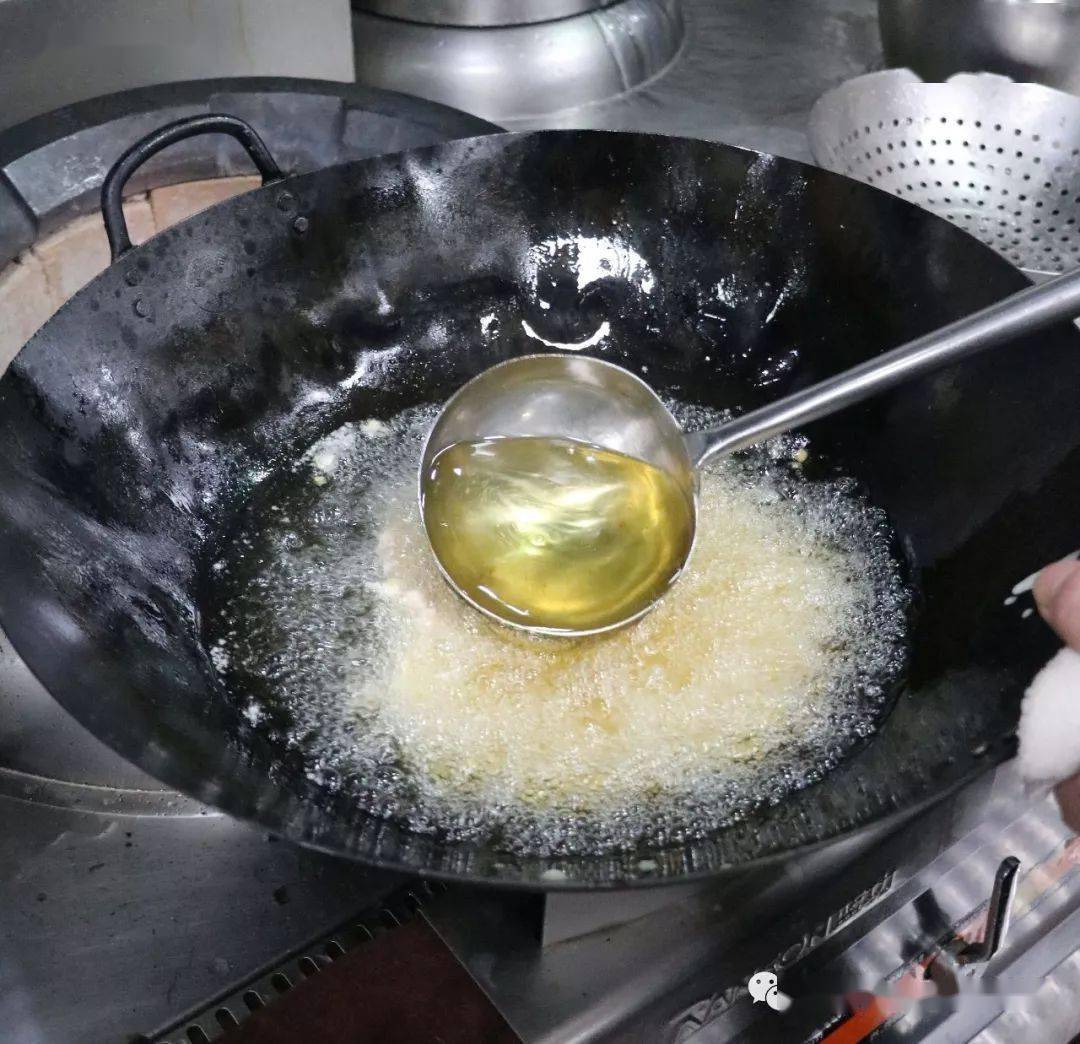 黄亮|褪去粗粮身份,玉米粒成热门食材!7道旺销菜,黄亮诱人!