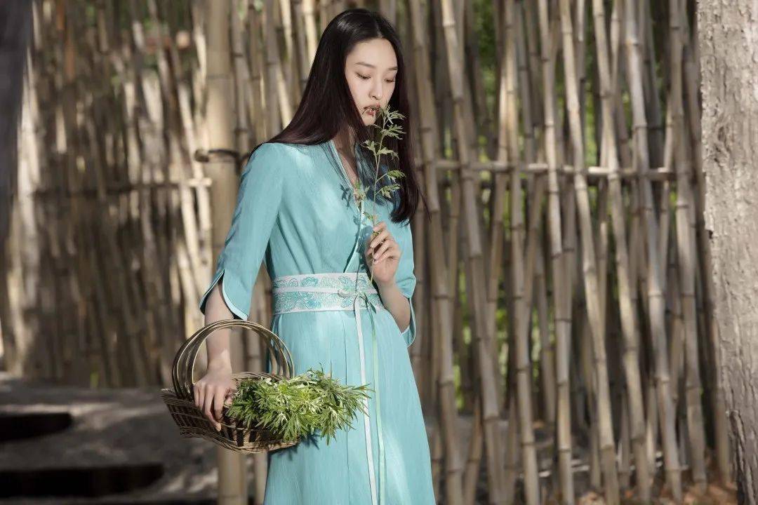 系列|田霖精彩演绎VERO MODA2020早秋系列，可盐可甜，风格自由变换美到了！