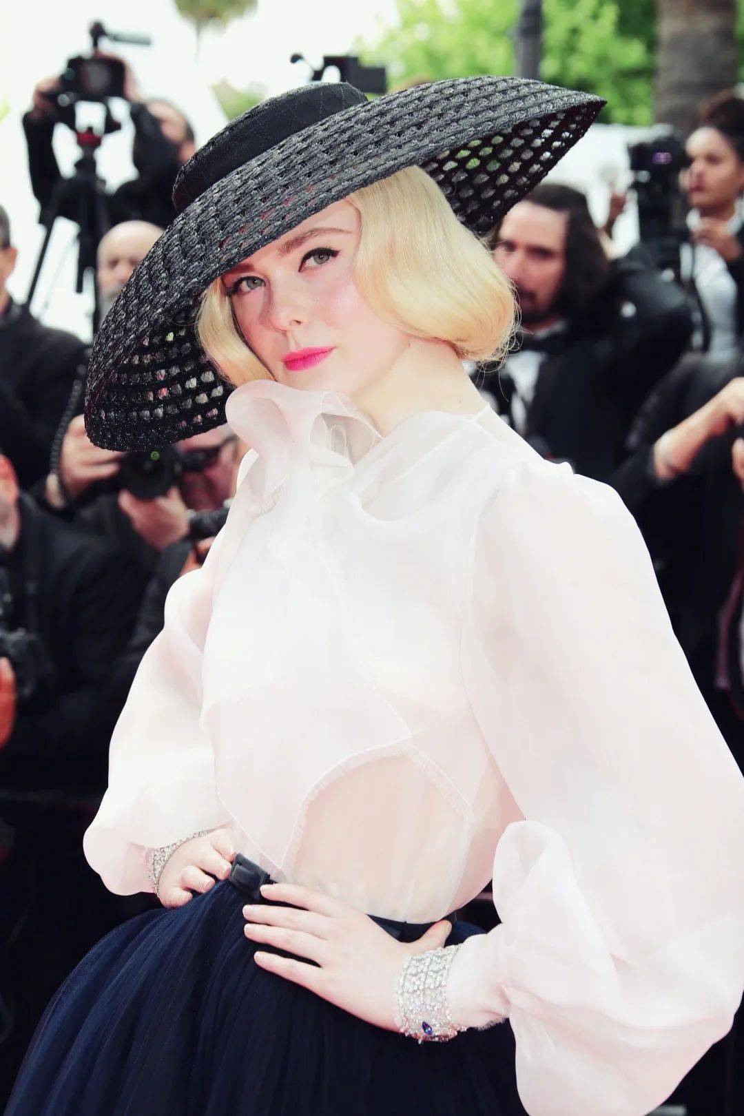 纱裙|谁能不爱夏日的薄纱连衣裙呢？