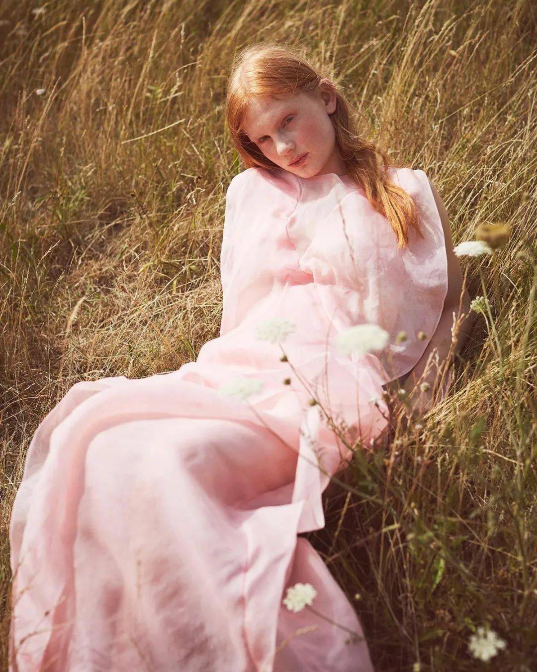 纱裙|谁能不爱夏日的薄纱连衣裙呢？