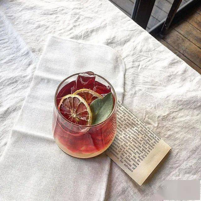 橘色|金请夏绝美回归！彩色眼影也能消肿又好看！