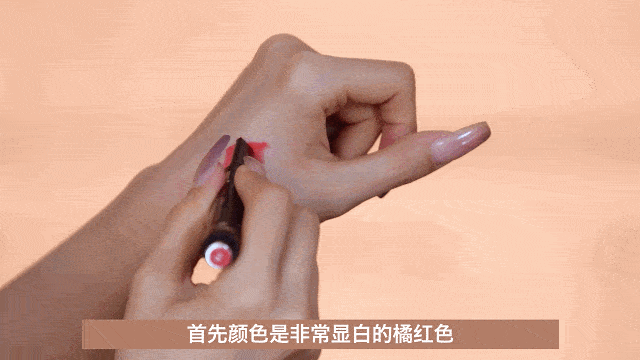 变化|朴信惠最新亮相,妆发变化巨大,再次突破颜值巅峰!