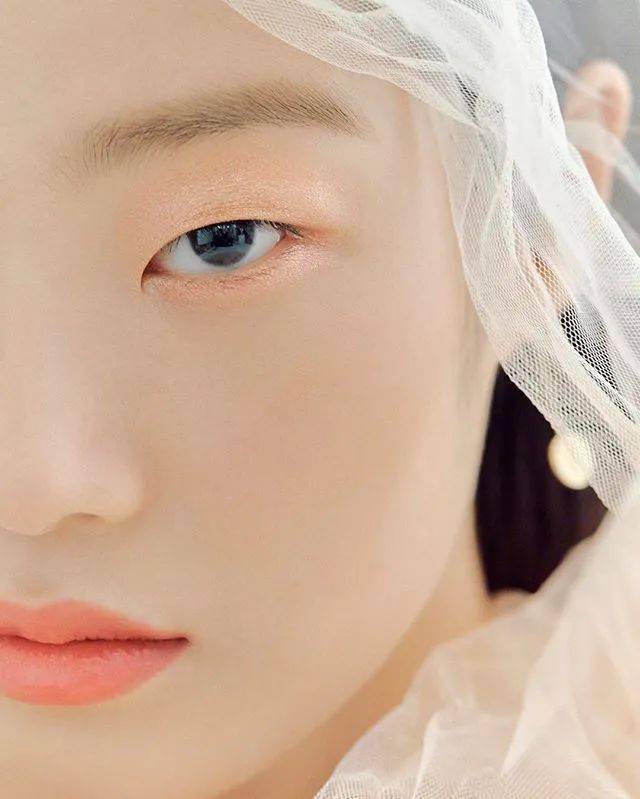 橘色|金请夏绝美回归！彩色眼影也能消肿又好看！