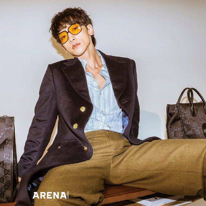 行走|减肥后的RAIN 帅气十足！