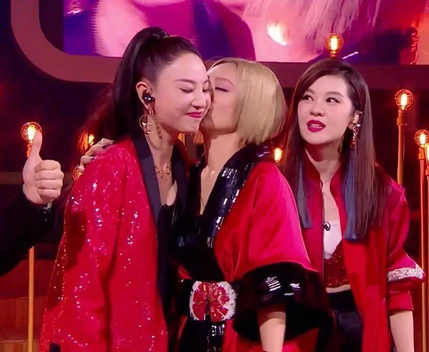 口红|我们都会成为姐姐，但不一定能活得这么漂亮！