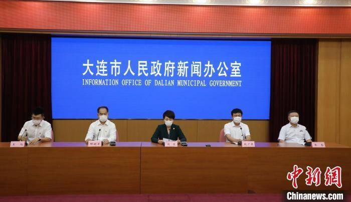 一线|辽宁大连：200余名医护人员在一线参与救治