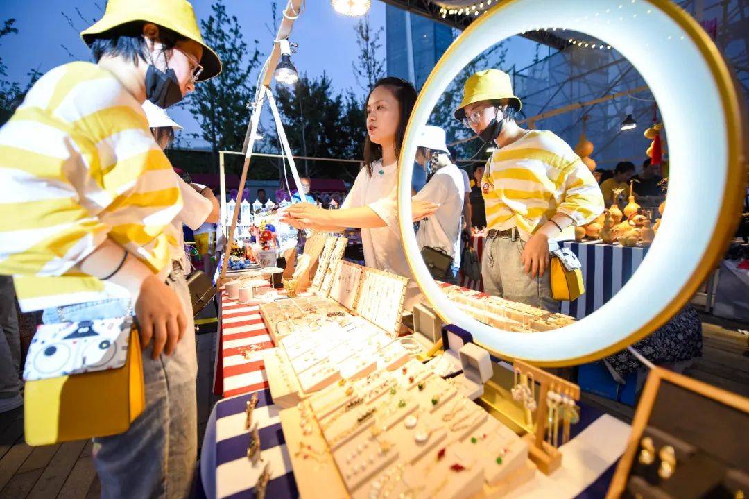 张敬华南京gdp_南京烟