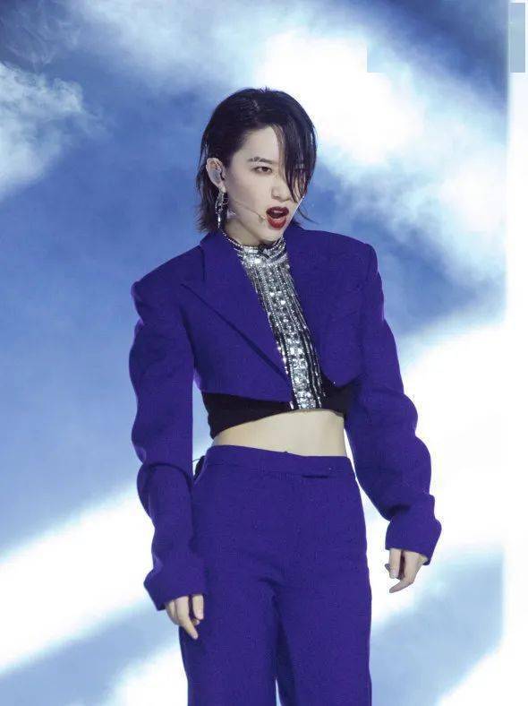 #Mad|礼物已经选好,姐姐们何时才能认识我?!