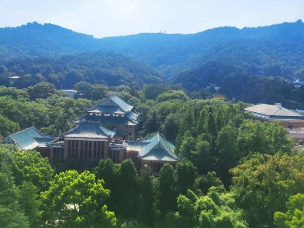 通知书|久等了！湖南大学录取通知书请查收！