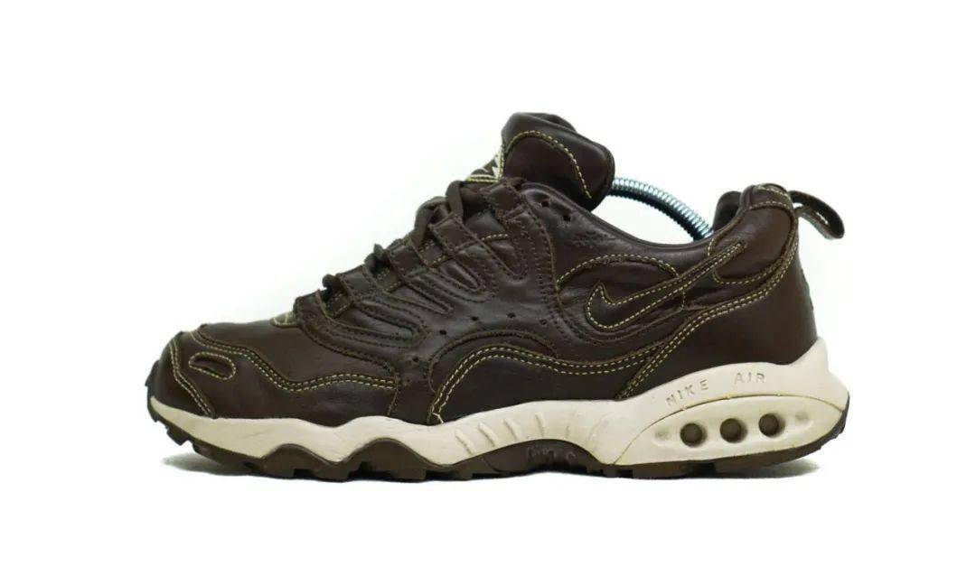 日本|户外登山鞋何以吸引潮流人群的注目？