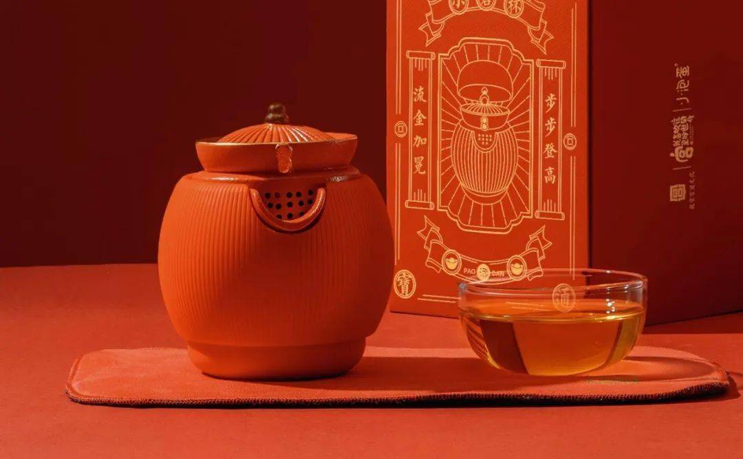 故宫宫廷文化联名,顶戴"皇冠"的小泡蛋,祝你一泡而红!