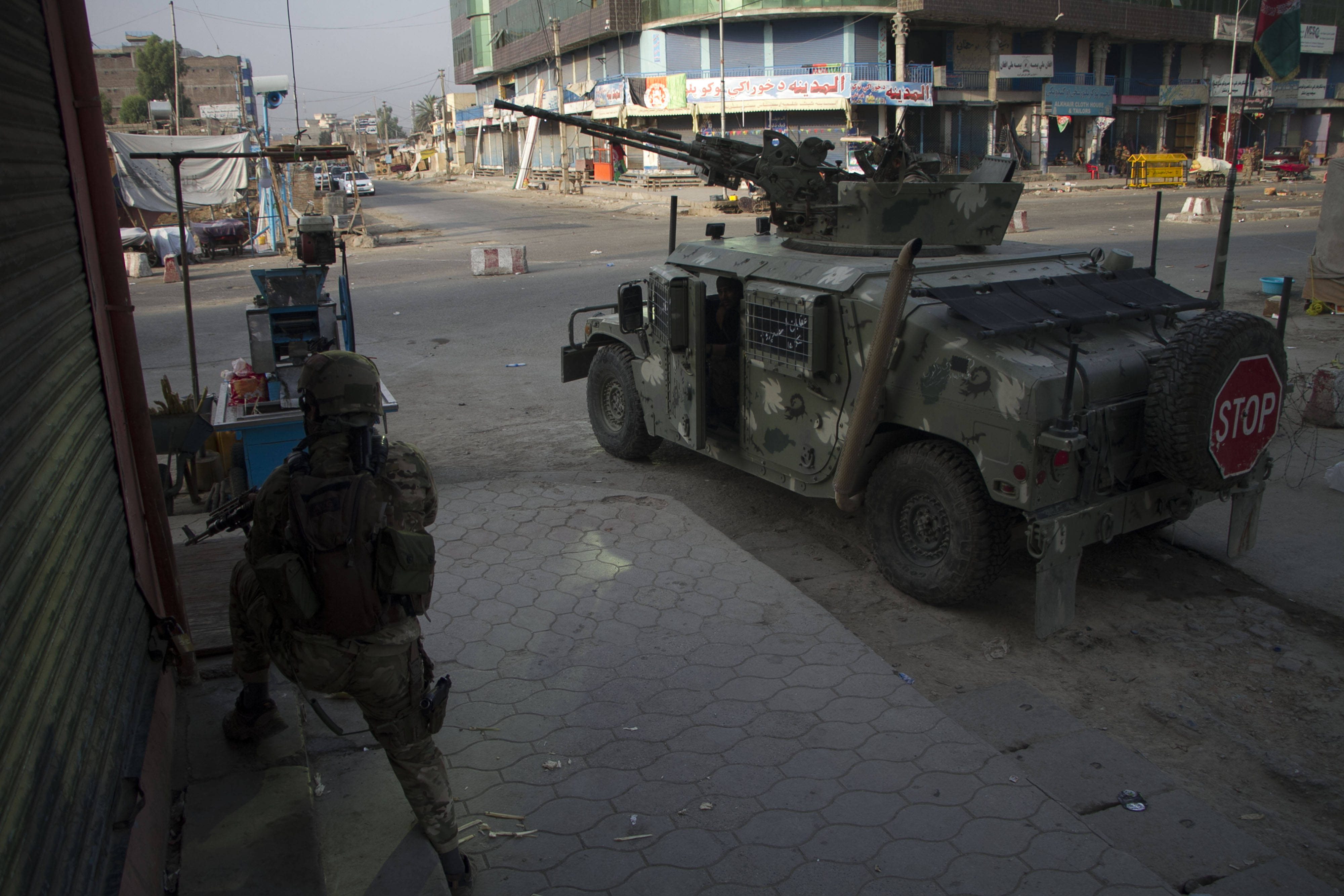 死亡|阿富汗东部监狱遭袭致16人死亡