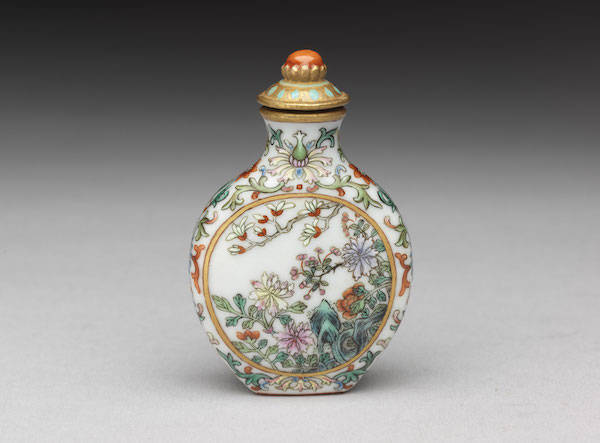 鼻烟壶|台北故宫新展“士拿乎”：方寸间的鼻烟壶与清宫微型艺术